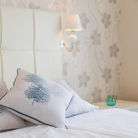 Apartments & Rooms Milcetic D Малинска Екстериор снимка
