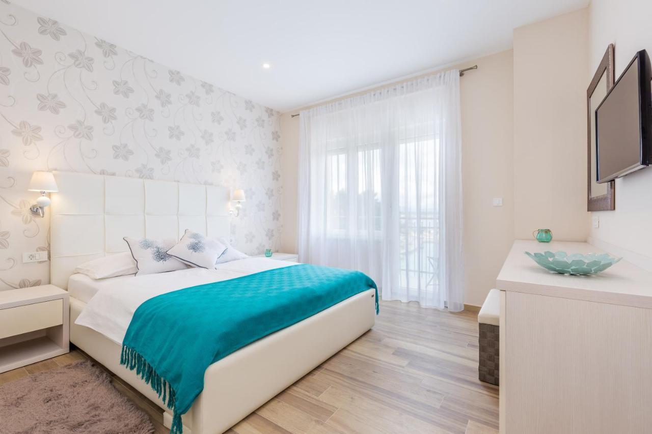 Apartments & Rooms Milcetic D Малинска Екстериор снимка