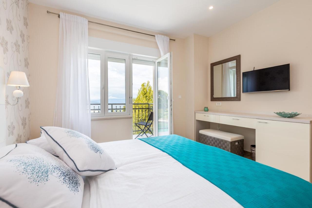 Apartments & Rooms Milcetic D Малинска Екстериор снимка