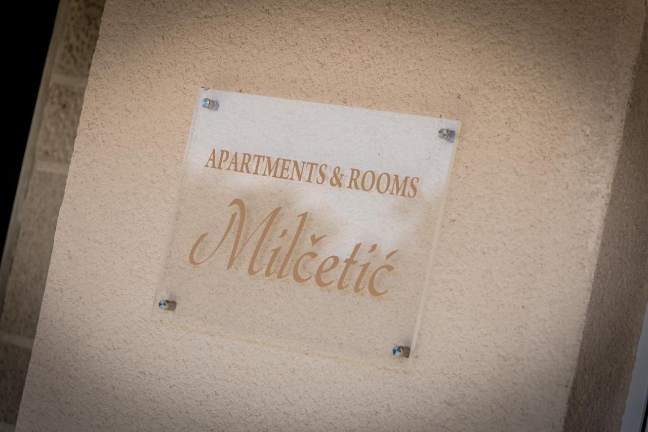 Apartments & Rooms Milcetic D Малинска Екстериор снимка