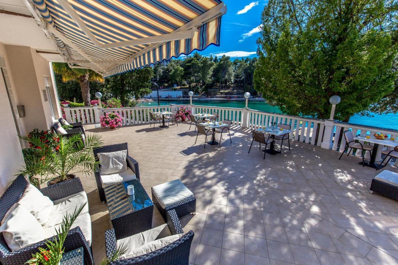 Apartments & Rooms Milcetic D Малинска Екстериор снимка