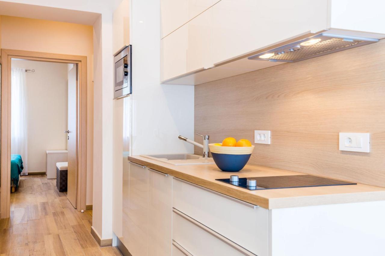 Apartments & Rooms Milcetic D Малинска Екстериор снимка