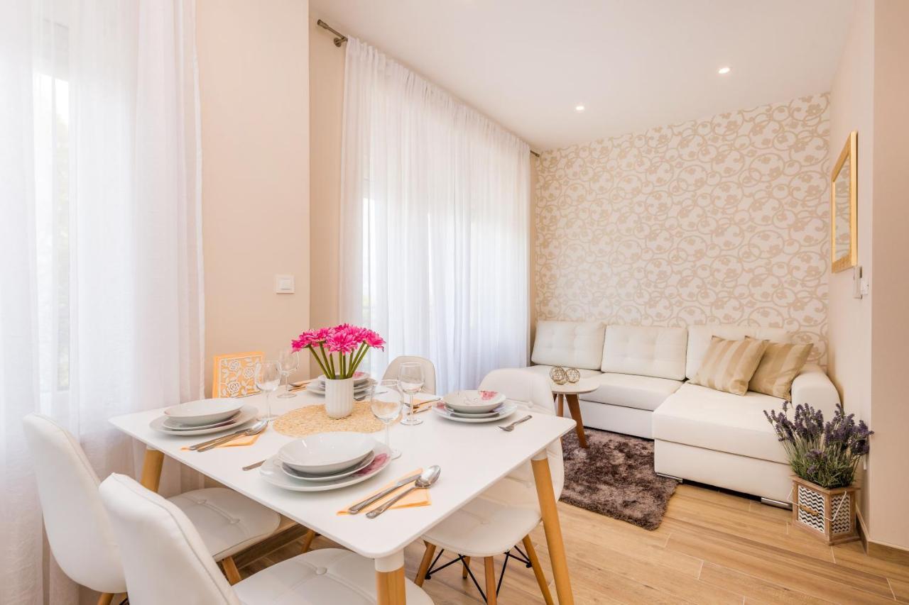 Apartments & Rooms Milcetic D Малинска Екстериор снимка