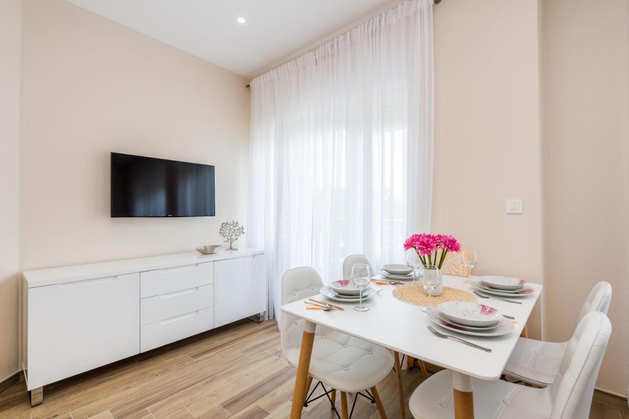 Apartments & Rooms Milcetic D Малинска Екстериор снимка